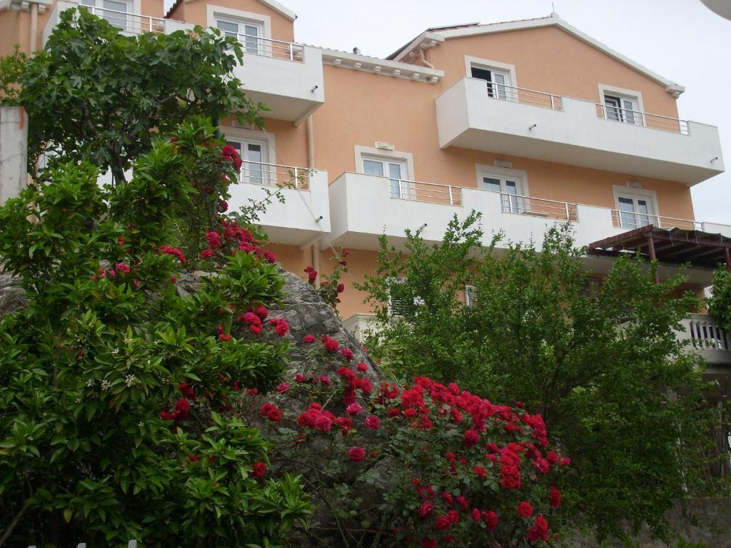 Apartments Bovan تْشيرسيك نوفي المظهر الخارجي الصورة